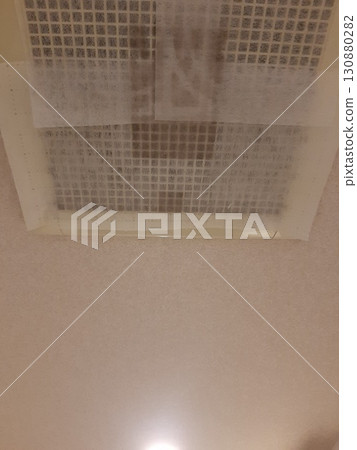 Dust removal sheet for ceiling ventilation fans 130880282