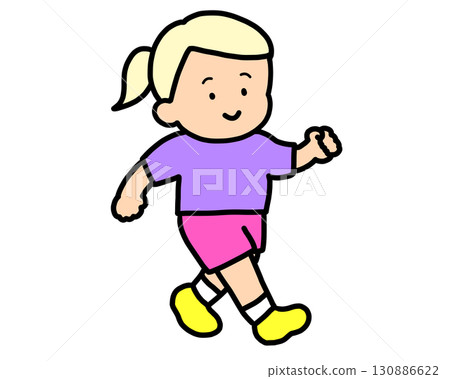 走與微笑的女孩 130886622