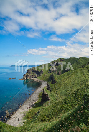 神威岬的峭壁和被稱為「積丹藍」的美麗海景 130887912