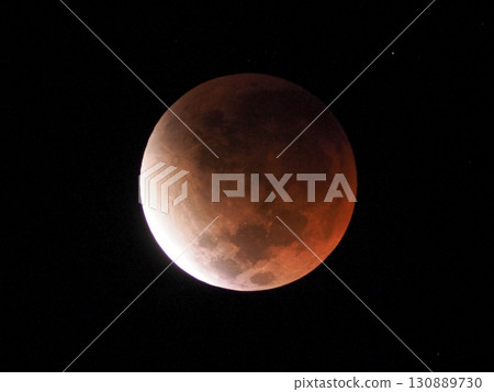 Total lunar eclipse on September 8, 2025 (photographed from Itabashi Ward, Tokyo) Total lunar eclipse on September 8, 2025 (photographed from Itabashi Ward, Tokyo) 130889730