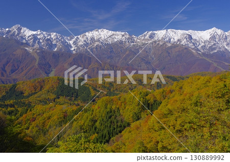 Mt. Goryu and Mt. Karamatsu seen in autumn from near Shirasawa Pass 130889992