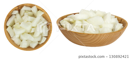 Onion slices in a wooden bowl isolated on a white background. Top view. Flat lay. 130892421