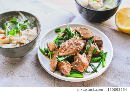 攪拌肥瘦的香草 130893364