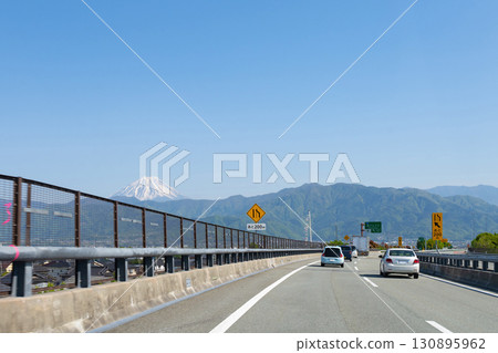 山梨縣南阿爾卑斯市中部橫斷高速公路 130895962