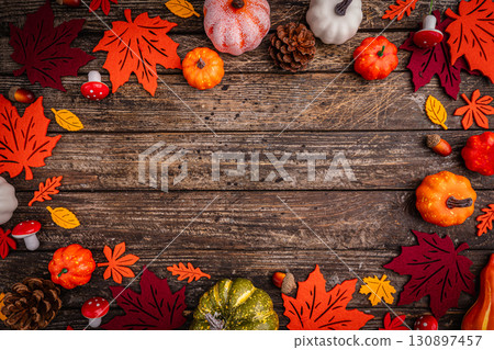 Autumn background with decorative felt leaves Autumn background with decorative felt leaves 130897457