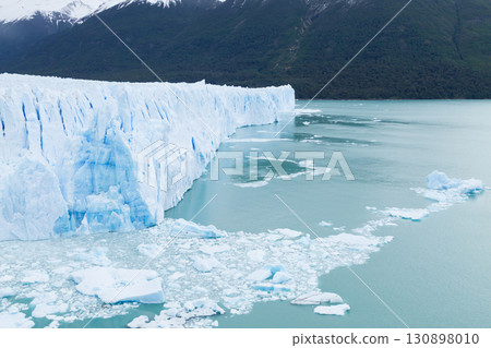 Perito Moreno glacier view, Patagonia landscape, Argentina 130898010