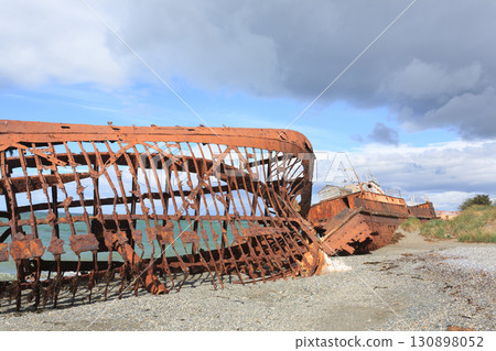 Wreckages on San Gregorio beach, Chile historic site 130898052