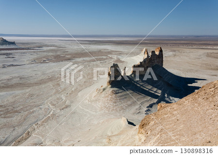 Stunning Mangystau landscape, Kazakhstan. Ak Orpa pinnacles view, Bozzhira valley 130898316