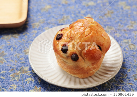Chocolate chip bread Chocolate chip bread 130901439