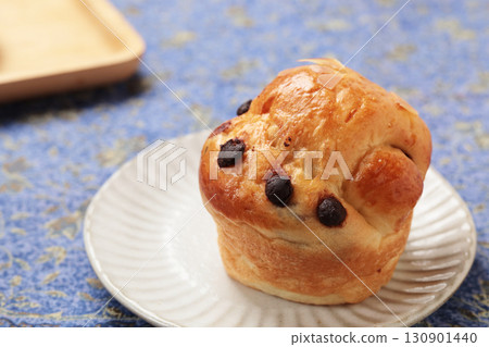 Chocolate chip bread 130901440