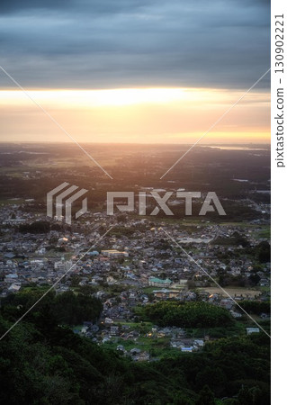 Autumn sunrise scene seen from Mount Atago, Kasama City, Ibaraki Prefecture Autumn sunrise scene seen from Mount Atago, Kasama City, Ibaraki Prefecture 130902221