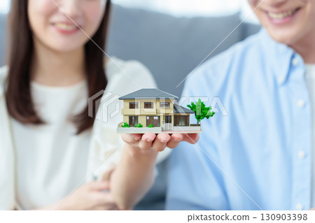 My Home Real Estate Detached House Couple 130903398