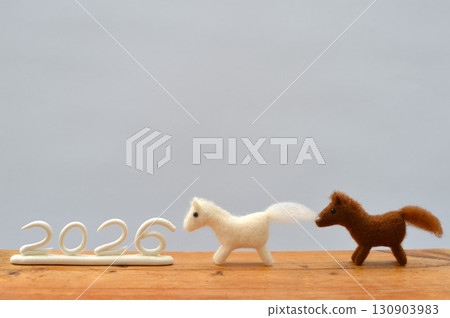 Wool felt horse New Year's material 130903983