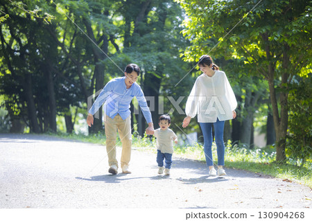 公園家庭 130904268