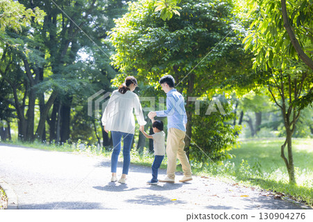 公園家庭 130904276