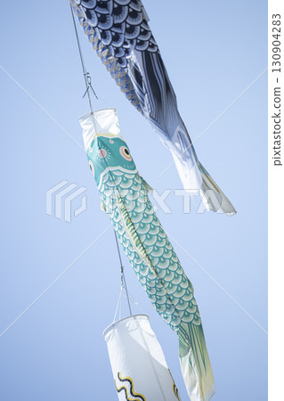 在藍天的鯉魚放出的跳舞 130904283