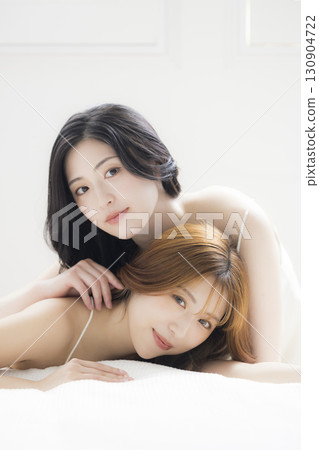 Friendly beauty sister 130904722