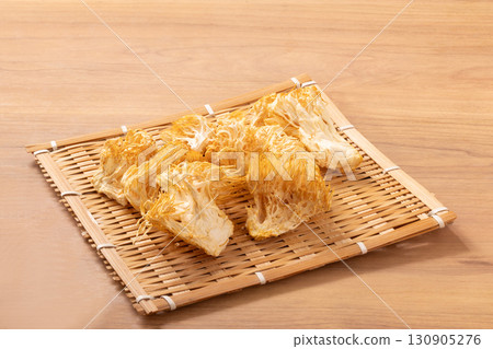[Yamagata Prefecture] Dried Yamabushitake 130905276