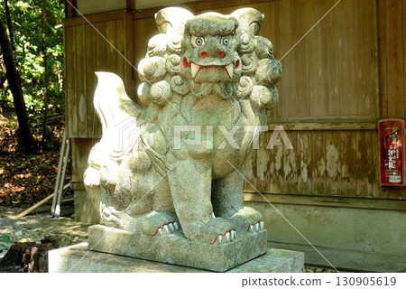 花之岩屋神社的守護犬 花之岩屋神社的守護犬 130905619