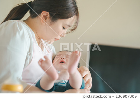 baby, infant, baby boy 130907309