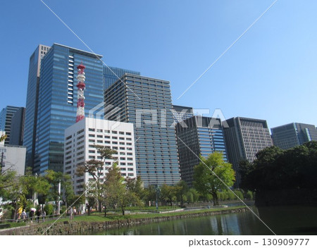 Bill Street of Otemachi 130909777