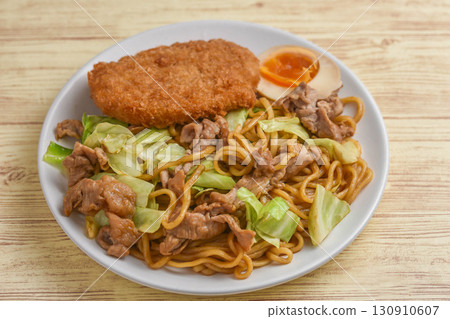 Fried soba croquette 130910607