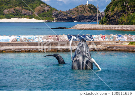 We arrived at Zamami Port. A statue of a humpback whale welcomed us. Kerama Islands, Shimajiri District, Okinawa Prefecture - June 27, 2025 130911639