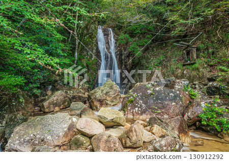大津市北小鬆的名勝：滋賀縣妖梅瀑布（Metaki） 130912292