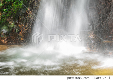 大津市北小鬆的名勝：滋賀縣妖梅瀑布（Metaki） 130912301