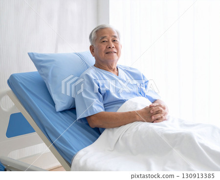 Elderly hospitalization nursing care facility Elderly hospitalization nursing care facility 130913385