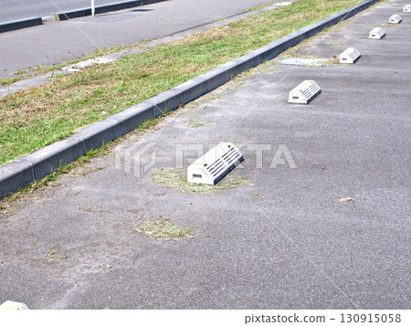 Parking barrier 2 130915058
