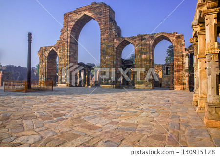 Qutub Minar Qutub Minar 130915128