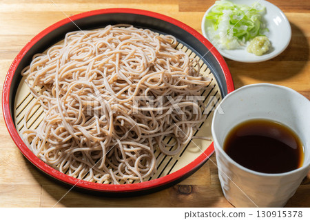 [Food Ingredients] Served Zaru Soba Noodles [Nagano Prefecture] 130915378