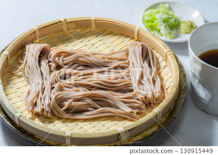 [Food Ingredients] Togakushi soba noodles served on a colander [Nagano Prefecture] 130915449