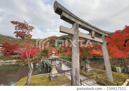 永觀堂是京都首屈一指的賞楓勝地，擁有 3,000 棵楓樹 130917521