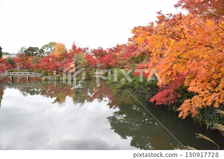 永觀堂是京都首屈一指的賞楓勝地，擁有 3,000 棵楓樹 130917728