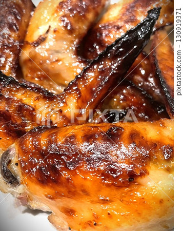 美味可口的自製烤雞翅 6 130919371