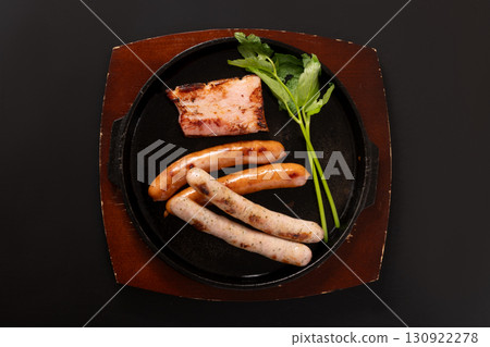 培根、維也納香腸、鐵板燒 130922278