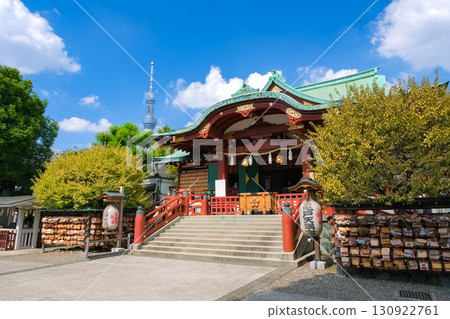 Kameido Tenjin Shrine, Koto Ward, Tokyo Kameido Tenjin Shrine, Koto Ward, Tokyo 130922761
