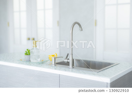 乾淨的廚房 130922910