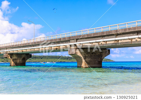 Miyakojima in September: Kurima Bridge and sandy beach 130925021