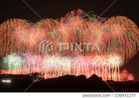 Sakata Fireworks 130931277
