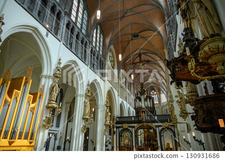 Interior of the Church of Our Lady Roman Catholic gothic church in Bruges, Belgium 130931686