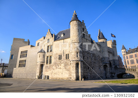 Het Steen medieval fortress on bank of Scheldt river in the old city centre of Antwerp, Belgium 130932102