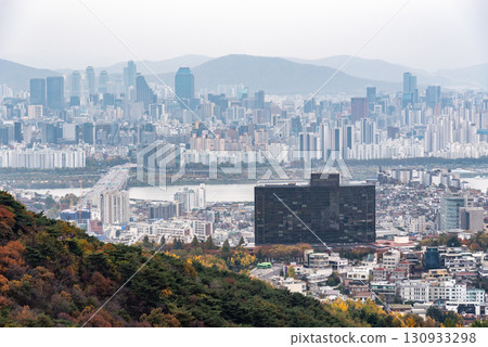 Smog pollution and yellow dust covering cityscape of Seoul, capital of South Korea Smog pollution and yellow dust covering cityscape of Seoul, capital of South Korea 130933298