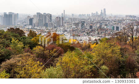 Smog pollution and yellow dust covering cityscape of Seoul, capital of South Korea Smog pollution and yellow dust covering cityscape of Seoul, capital of South Korea 130933301