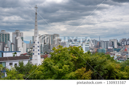 Panoramic cityscape view of downtown Seoul, capital of South Korea Panoramic cityscape view of downtown Seoul, capital of South Korea 130933387