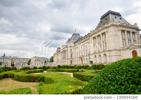 Royal Palace of Brussels, official palace of the King and Queen of the Belgians in the centre of Brussels, Belgium 130934160