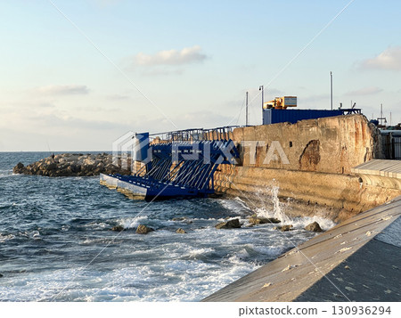 Experimental tidal power station 130936294