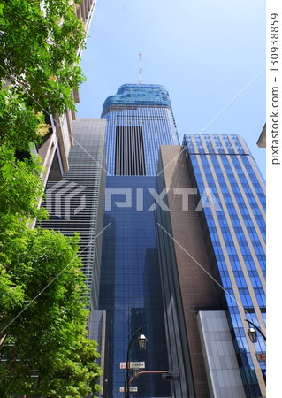 Nihonbashi skyscrapers 130938859